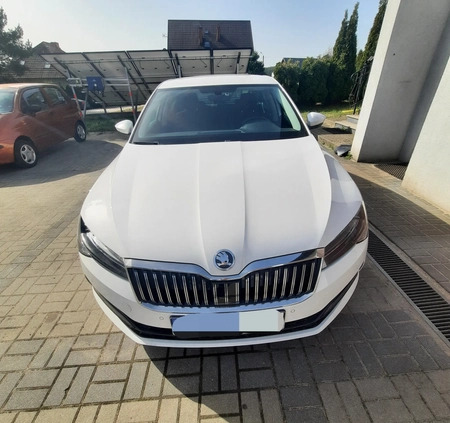 Skoda Superb cena 95600 przebieg: 92000, rok produkcji 2021 z Kościerzyna małe 121